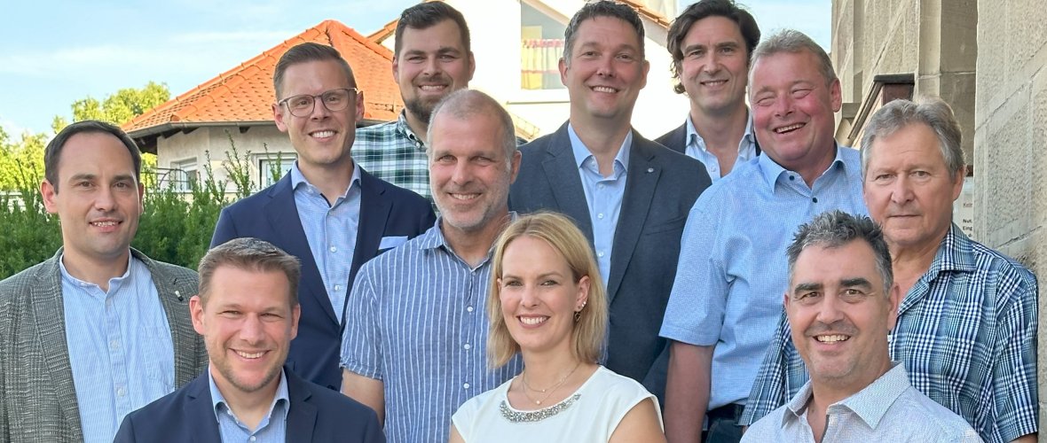 Gruppenfoto der Gemeinderatsmitglieder der Gemeinde Lehrensteinsfeld